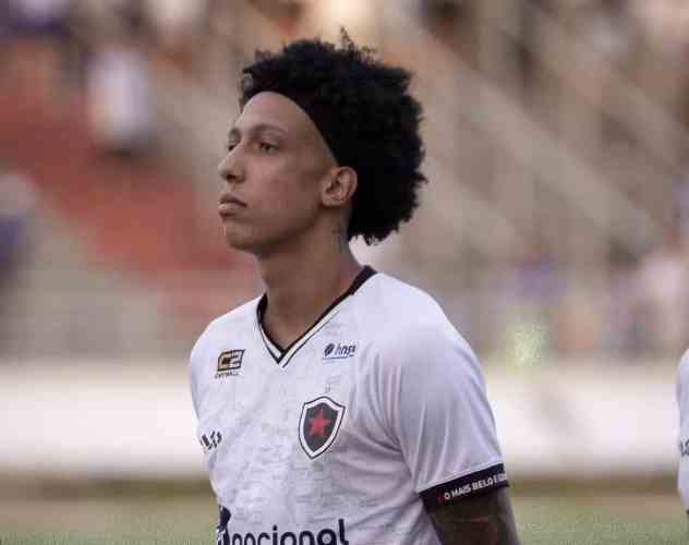 حمص الفداء يتعاقد مع لاعب جناح برازيلي